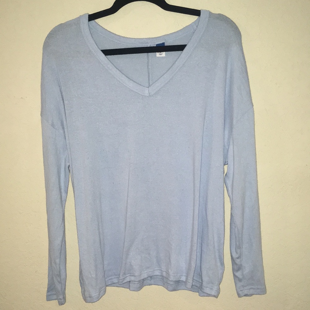 🤑Light Blue Old Navy Super Soft Long Sleeved V-Neck Light Sweater